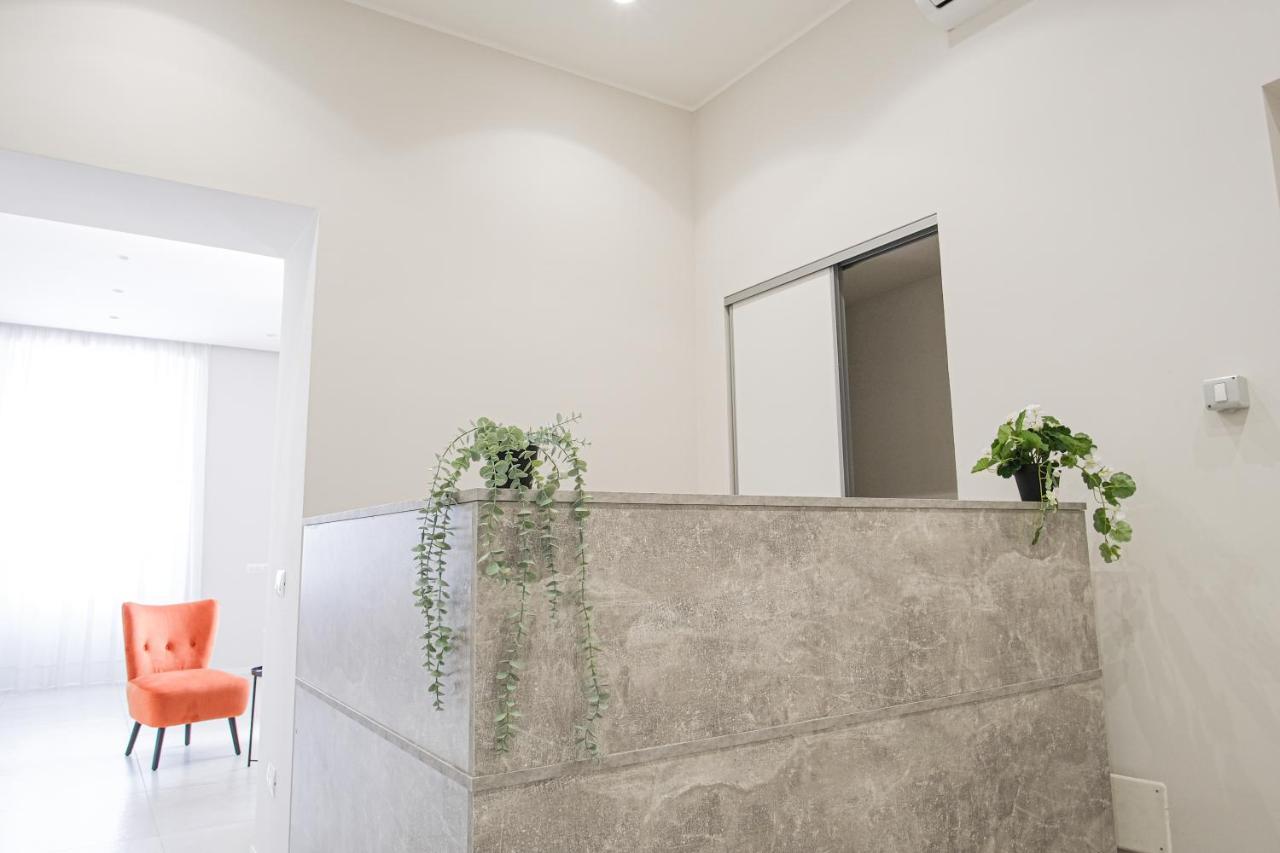 Domus Alberto Naples Exterior photo